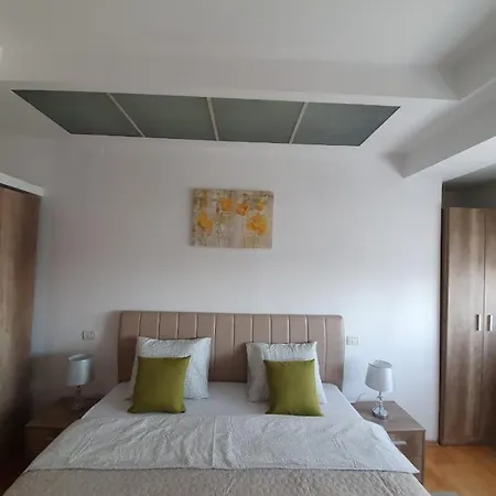Ultracentral Apartment